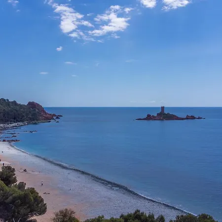 Villa, 8 Pers, Pieds Dans L'eau * Saint-Raphaël