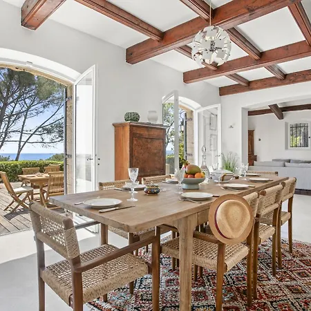 Villa, 8 Pers, Pieds Dans L'eau Saint-Raphaël